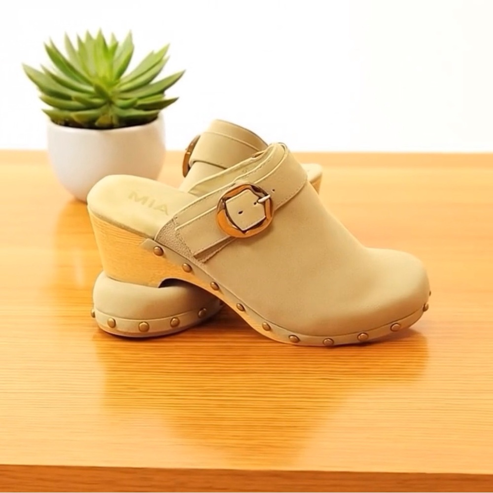 MIA Women's Cream Mules with Buckle Detail
